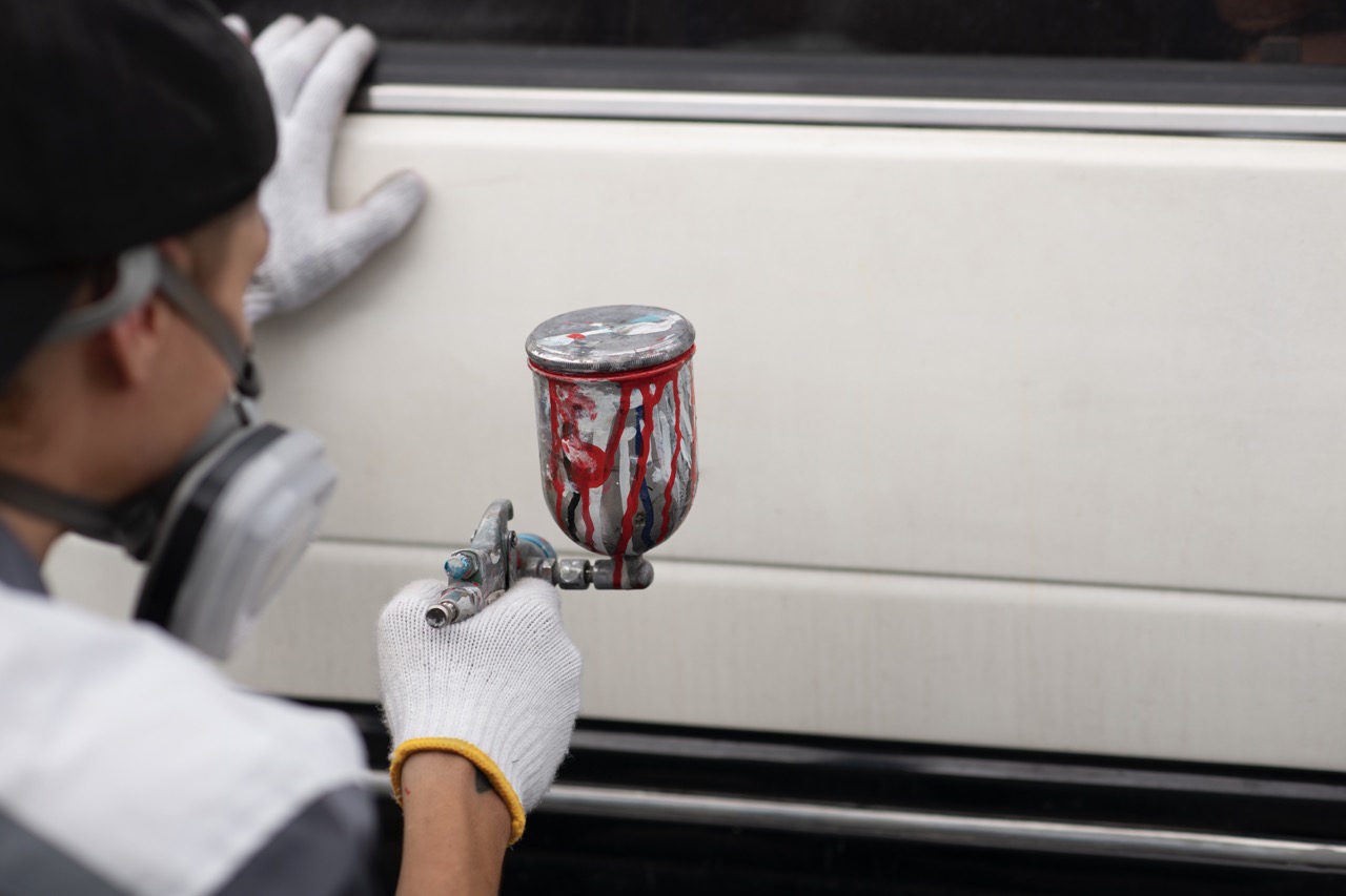 Coatings & Paints - Chemical solutions for coatings & paints